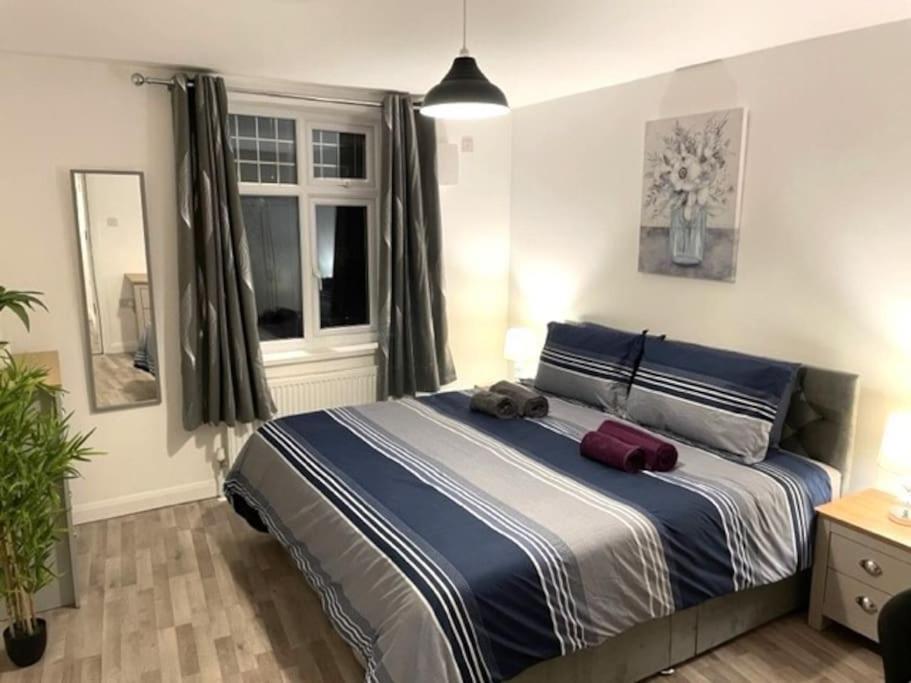 Supreme - 1 Bedroom Apart Sleeps 4 Short/Long Stay Джиллінгем Екстер'єр фото